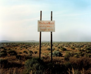 W.Wenders-Western-World-Development-Near-F-our-Corners-California-19-©-for-the-reproduced-works-and-texts-by-Wim-Wenders-Wim-Wenders-Wenders-Images-Verlag-der-Autoren